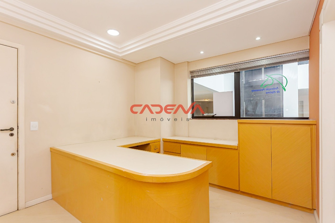 Sala à venda no Alto da Glória: 