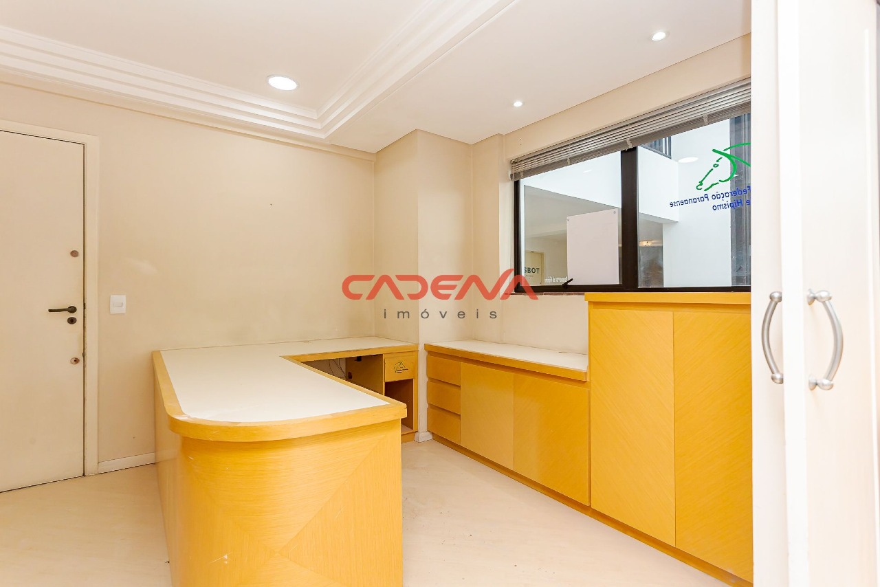 Sala à venda no Alto da Glória: 