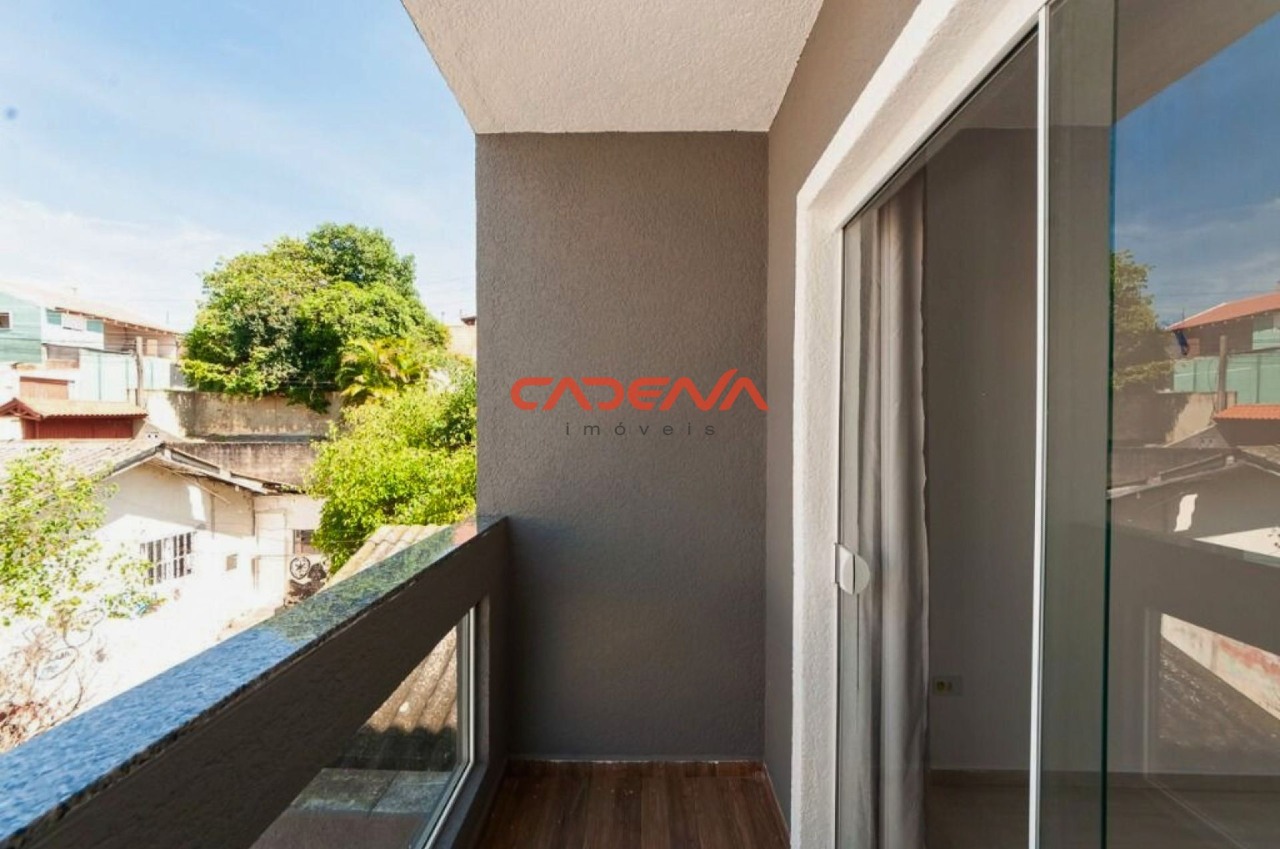 Sobrado para aluguel no Parolin: 