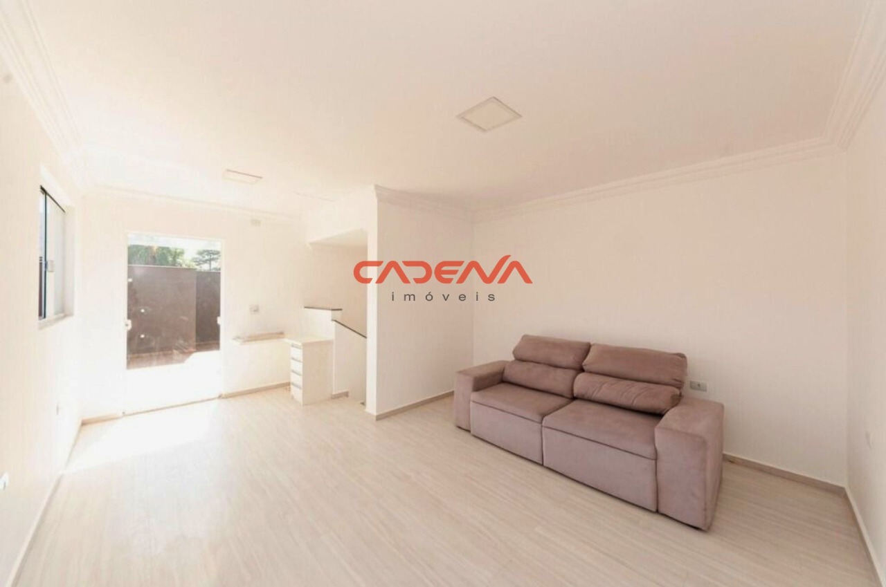 Sobrado para aluguel no Parolin: 