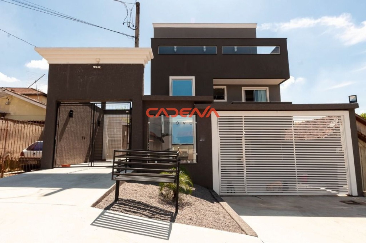 Sobrado para aluguel no Parolin: 