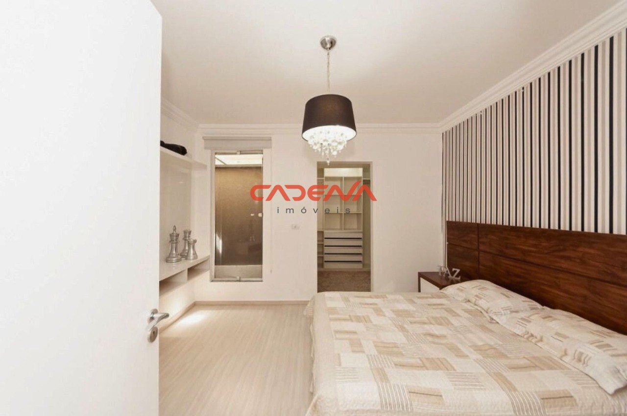 Sobrado para aluguel no Parolin: 