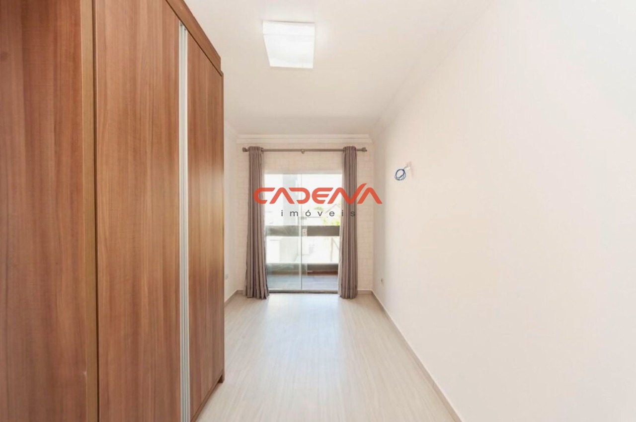 Sobrado para aluguel no Parolin: 