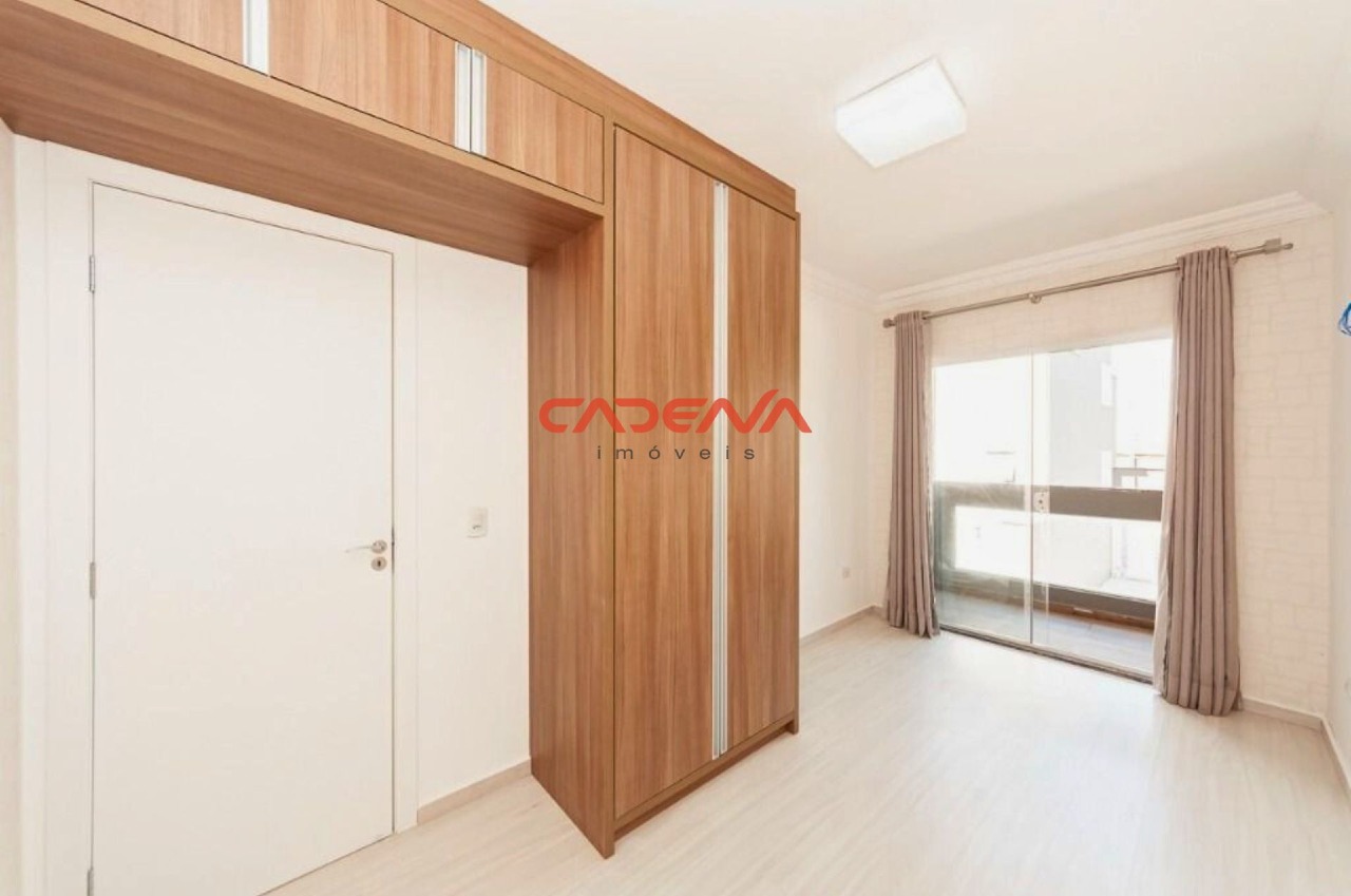 Sobrado para aluguel no Parolin: 