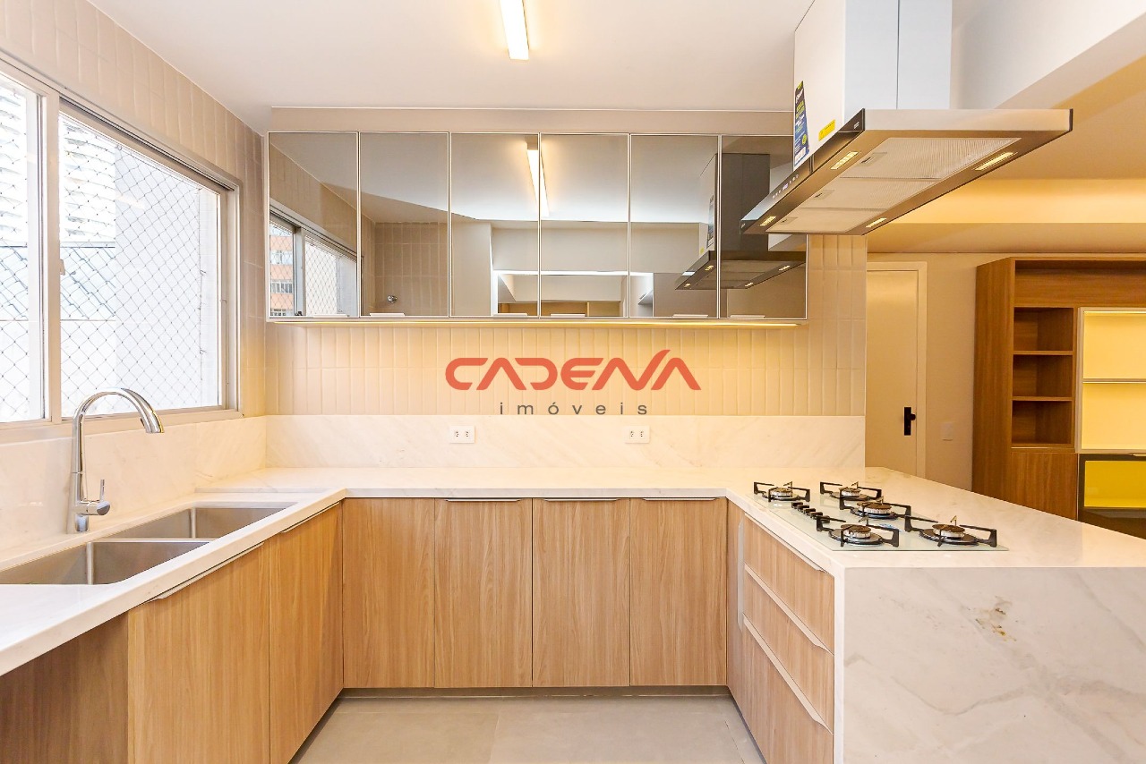 Apartamento para aluguel no Batel: 