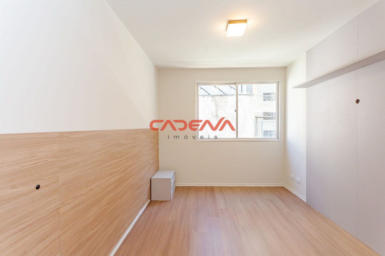 Apartamento para aluguel no Batel: 