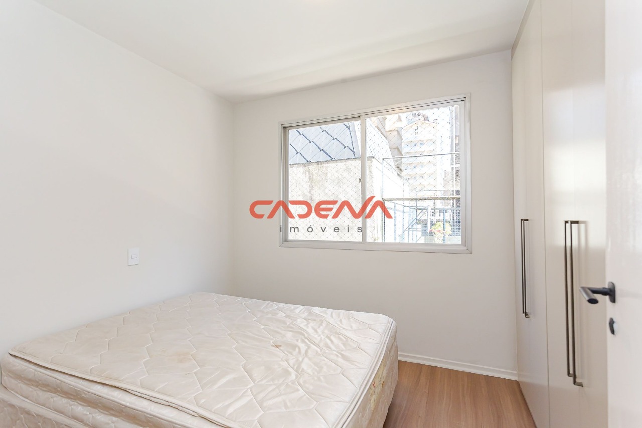 Apartamento para aluguel no Batel: 