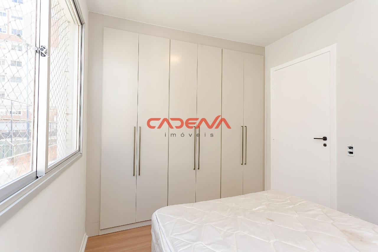 Apartamento para aluguel no Batel: 