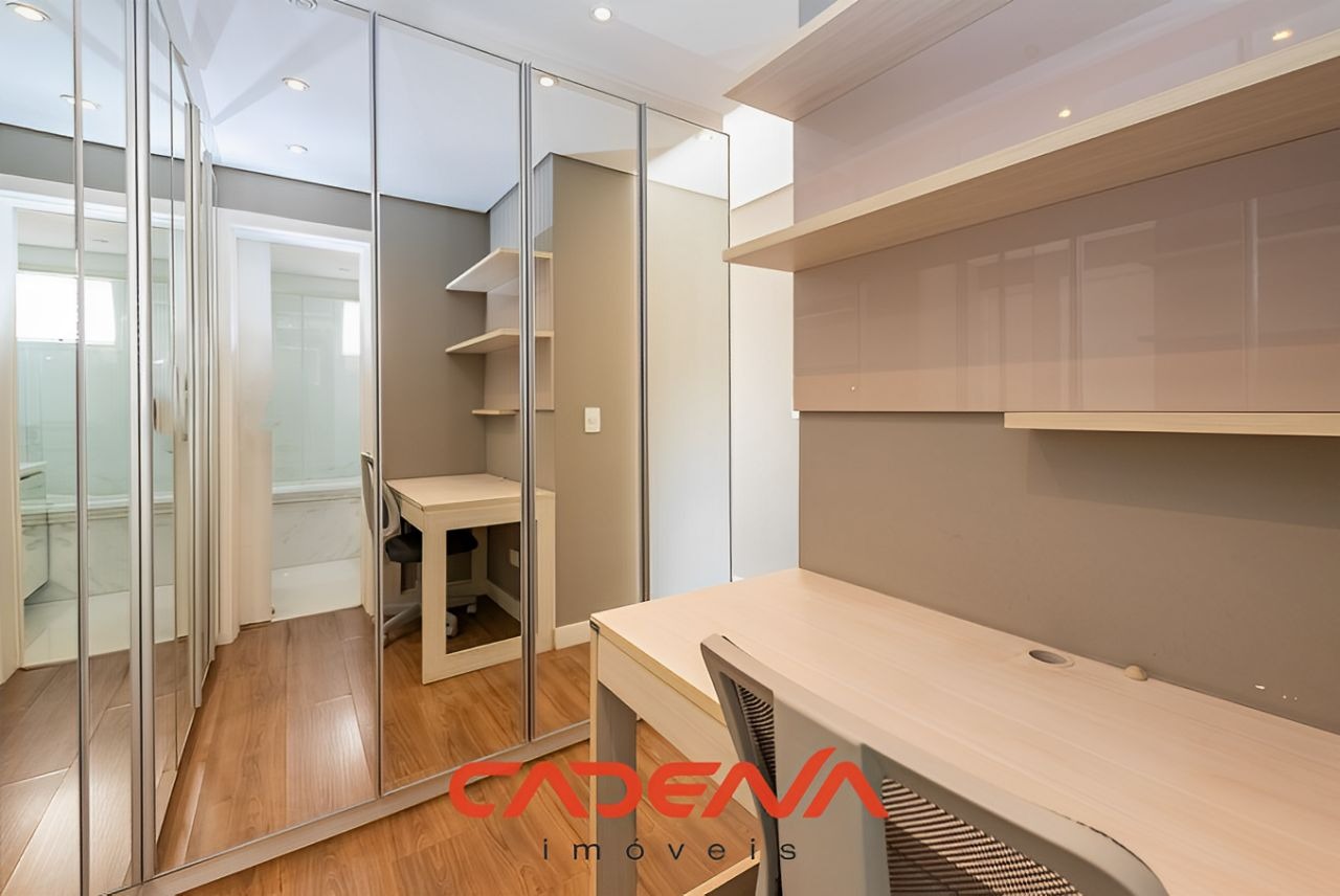 Casa em condomínio fechado para aluguel no Água Verde: 