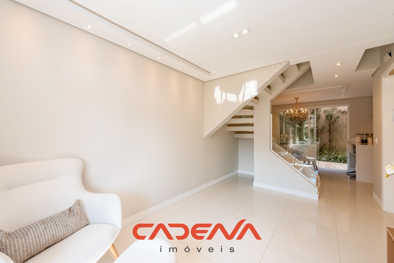 Casa em condomínio fechado para aluguel no Água Verde: 