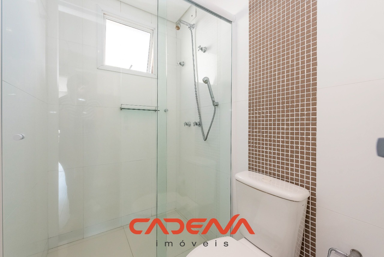 Casa em condomínio fechado para aluguel no Água Verde: 