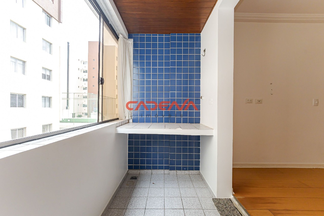 Apartamento à venda no Cabral: 