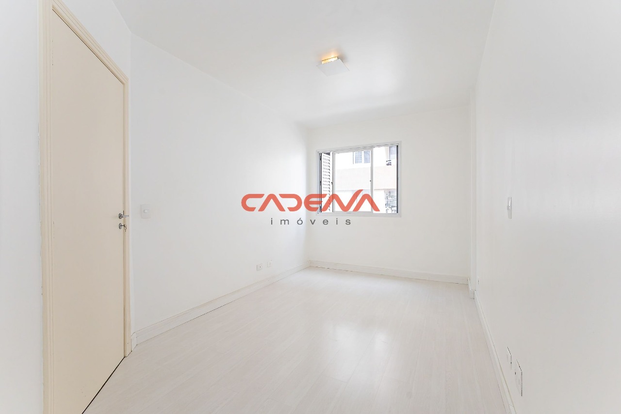 Apartamento à venda no Cabral: 