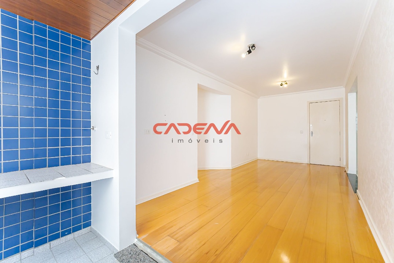 Apartamento à venda no Cabral: 