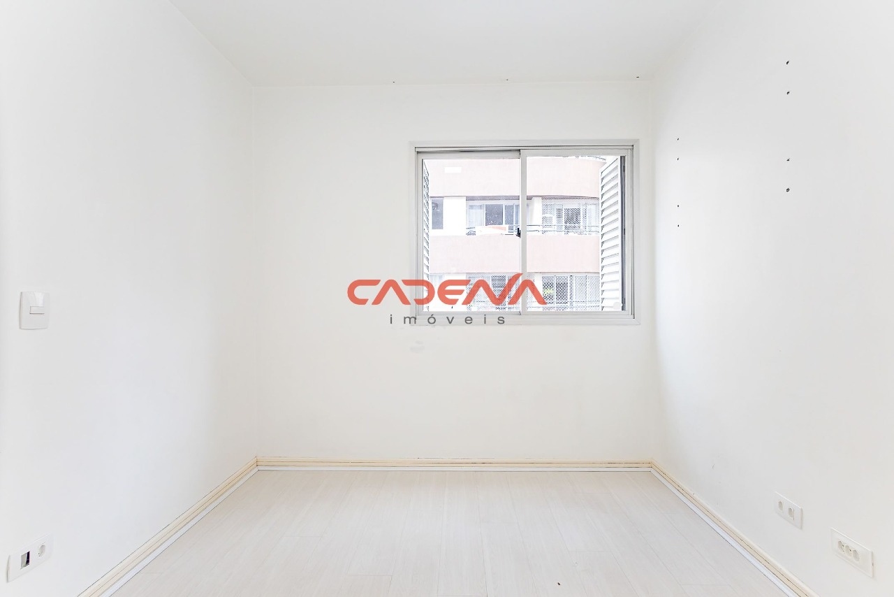 Apartamento à venda no Cabral: 