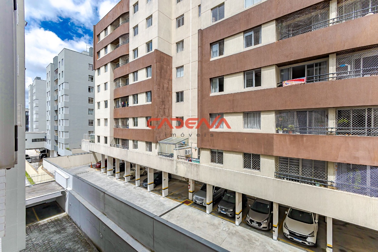 Apartamento à venda no Cabral: 