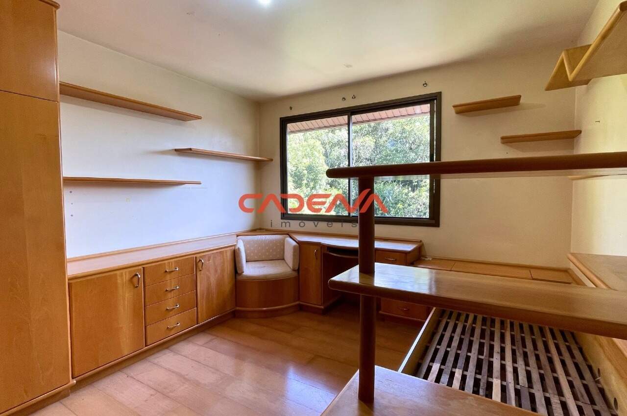 Casa à venda no Campo Comprido: 