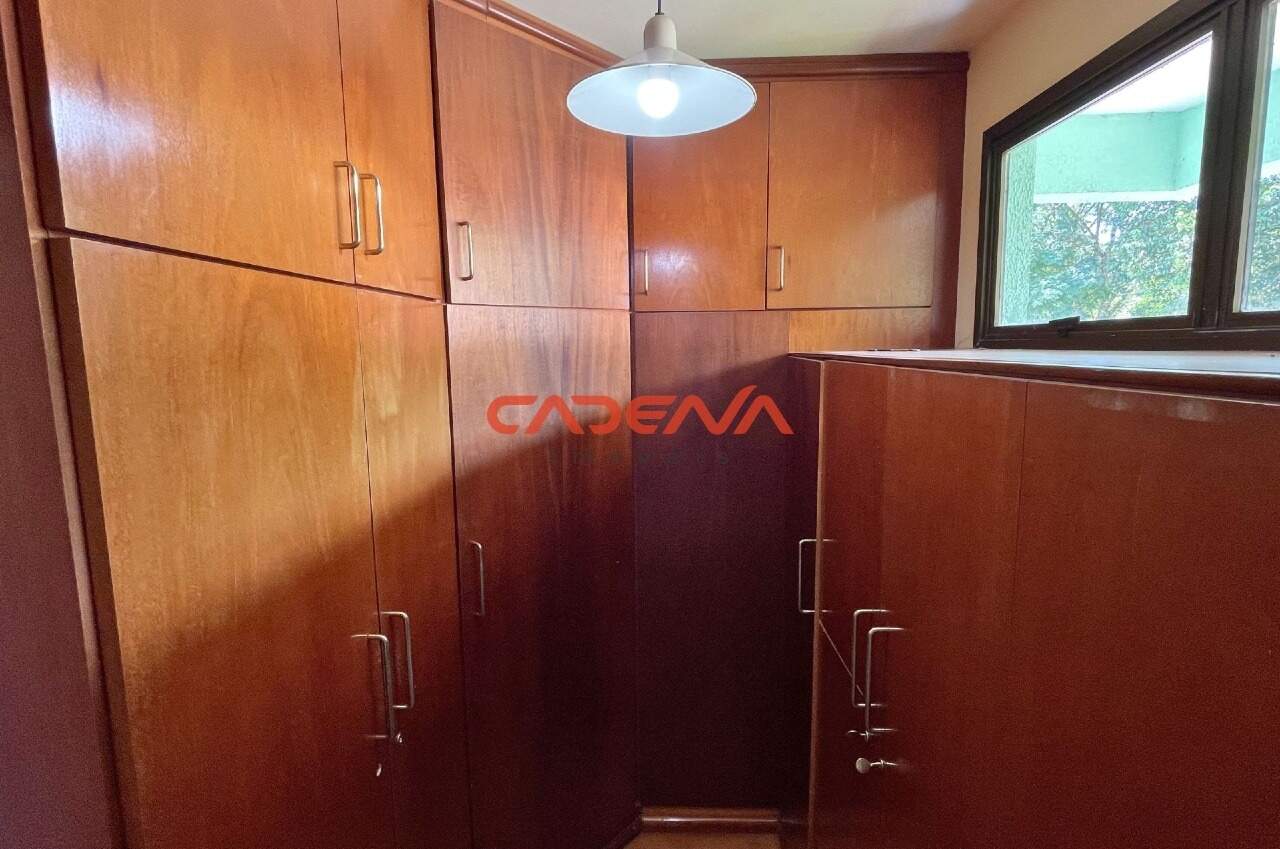 Casa à venda no Campo Comprido: 