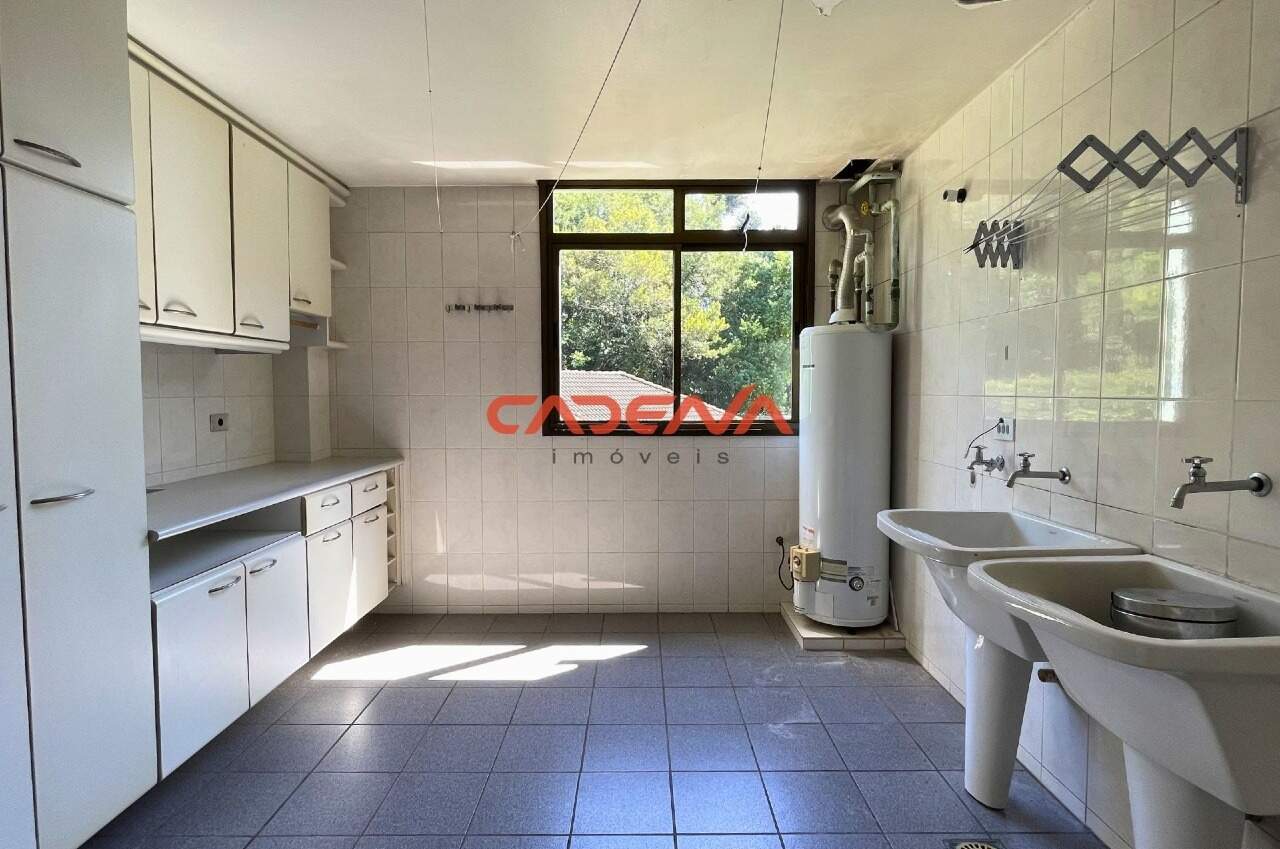 Casa à venda no Campo Comprido: 