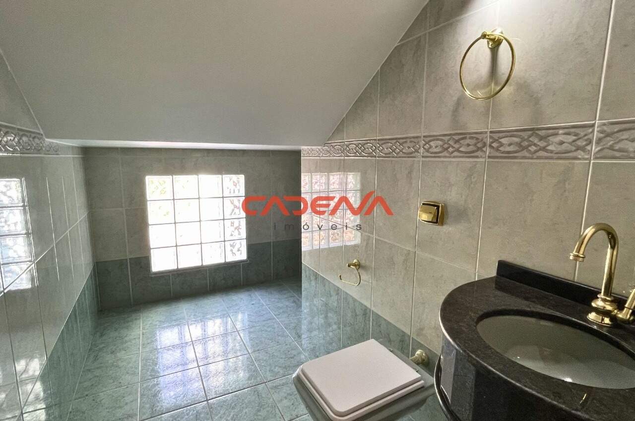 Casa à venda no Campo Comprido: 