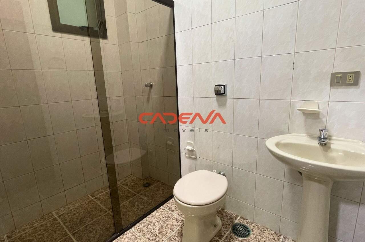 Casa à venda no Campo Comprido: 