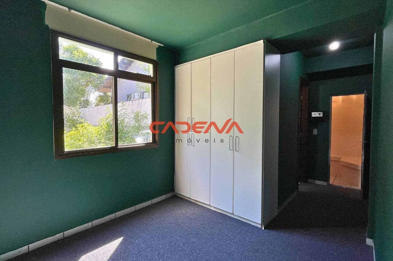 Casa à venda no Campo Comprido: 