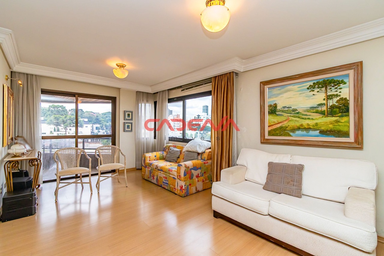 Cobertura à venda no Mercês: 