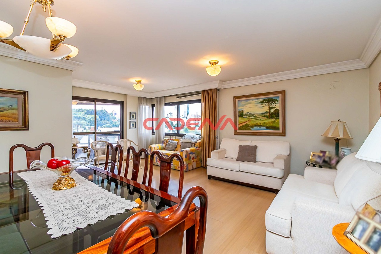 Cobertura à venda no Mercês: 