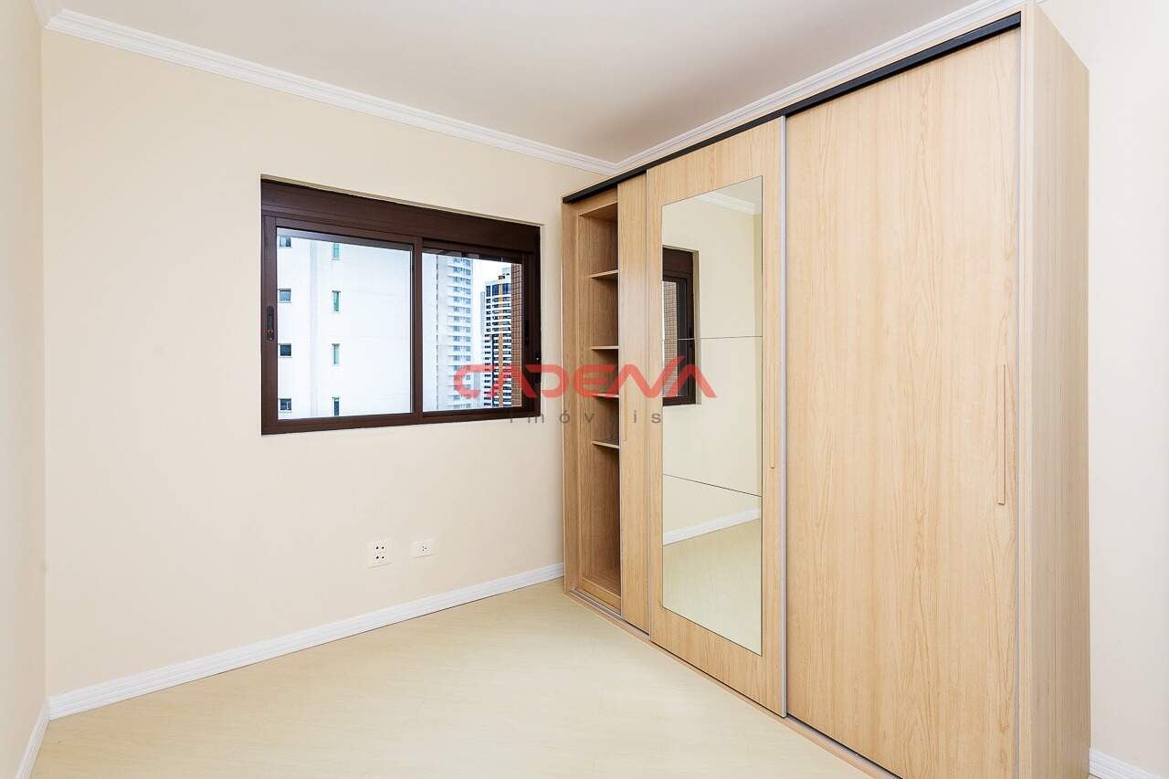 Apartamento para aluguel no Mossunguê: 
