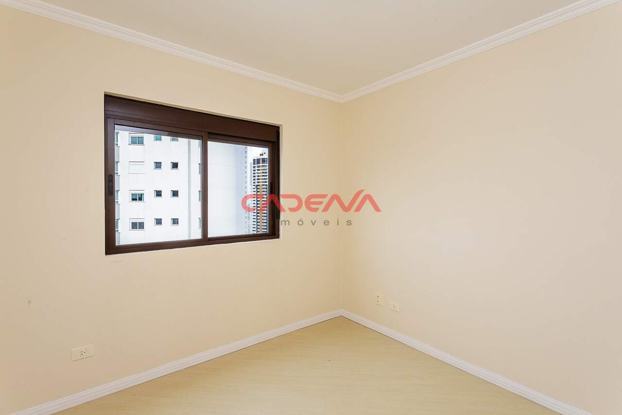 Apartamento para aluguel no Mossunguê: 