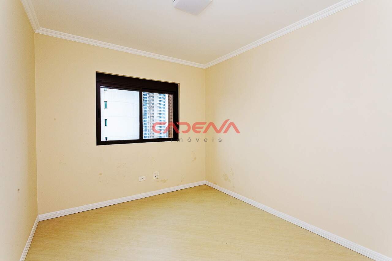 Apartamento para aluguel no Mossunguê: 