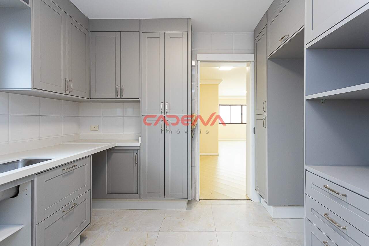 Apartamento para aluguel no Mossunguê: 