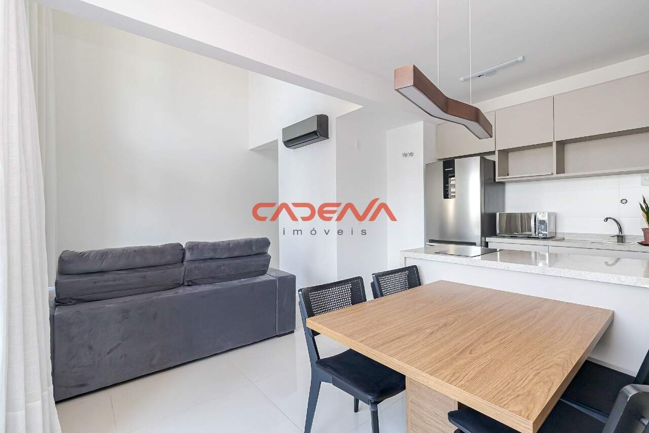 Apartamento para aluguel no Batel: 