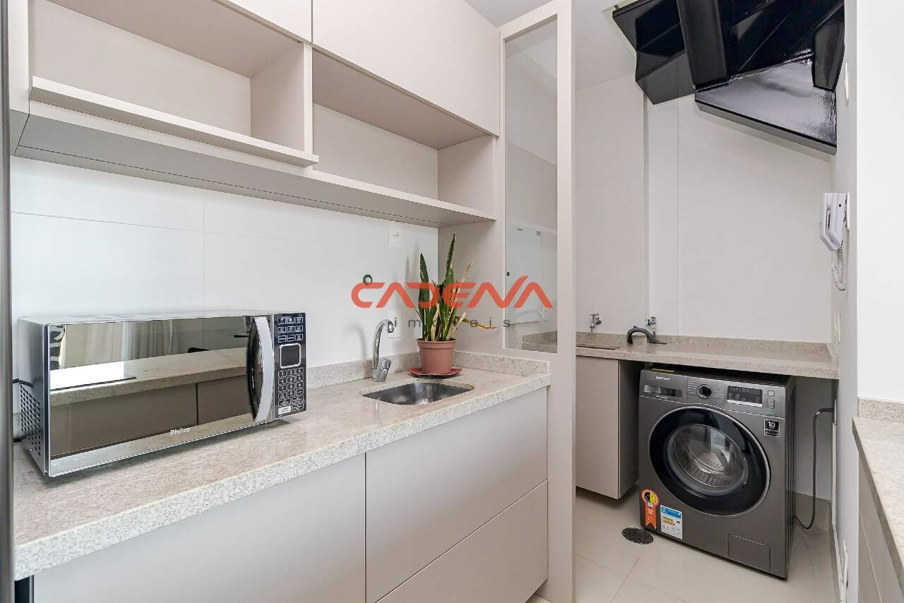Apartamento para aluguel no Batel: 