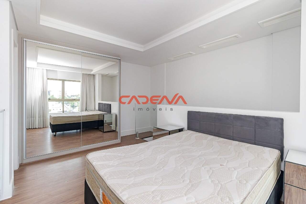 Apartamento para aluguel no Batel: 