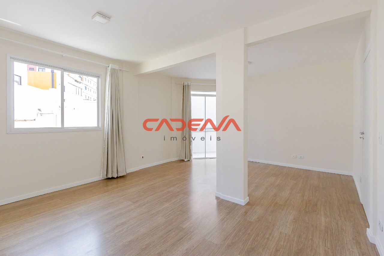 Casa em condomínio fechado para aluguel no Santo Inácio: 