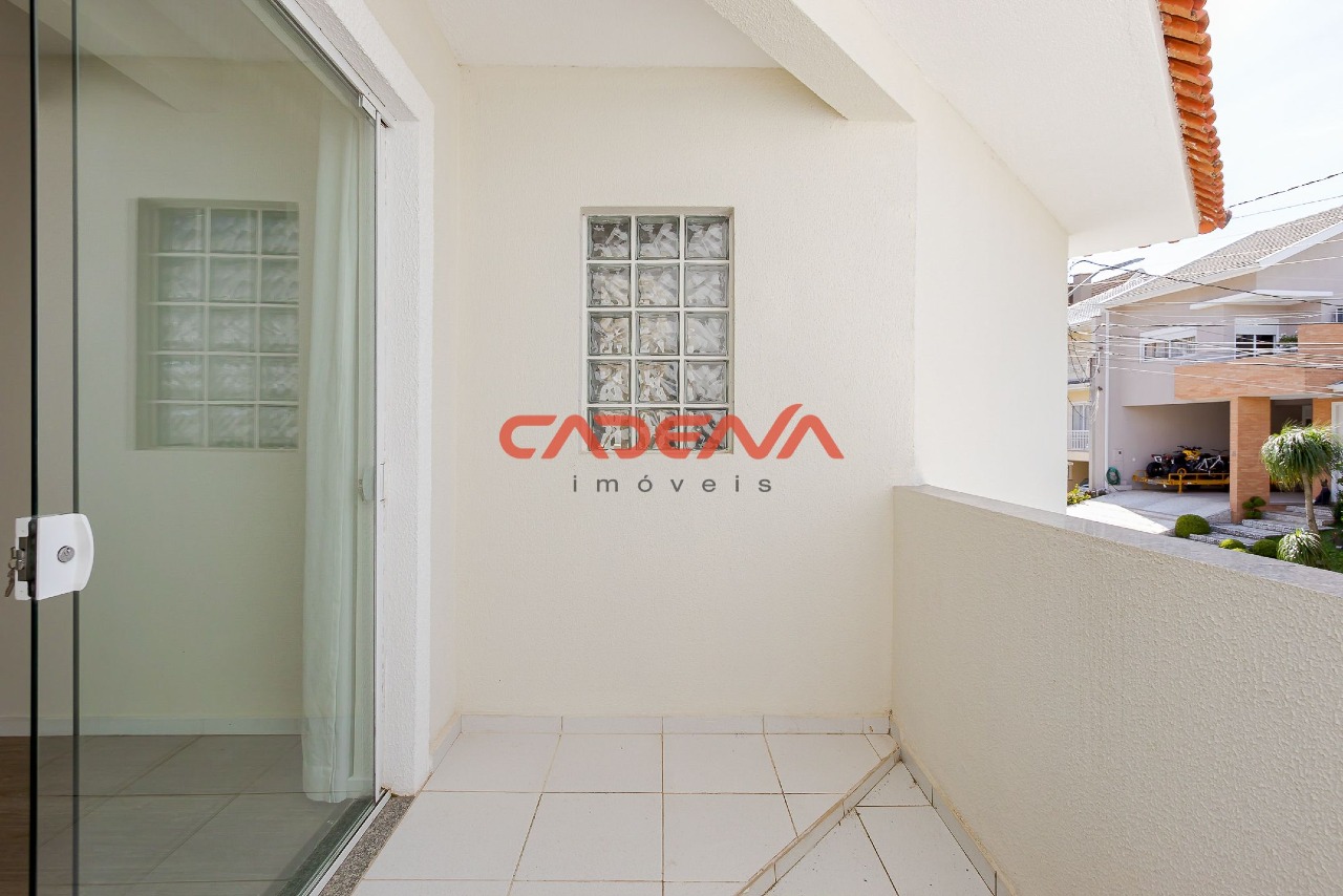 Casa em condomínio fechado para aluguel no Santo Inácio: 