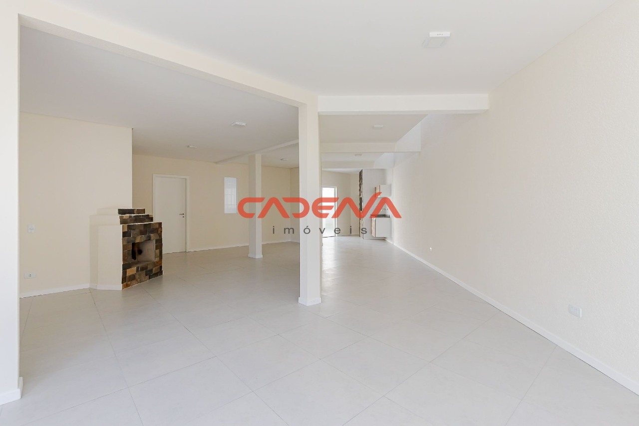 Casa em condomínio fechado para aluguel no Santo Inácio: 