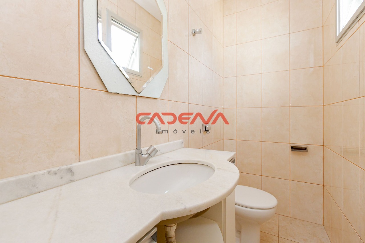 Casa em condomínio fechado para aluguel no Santo Inácio: 