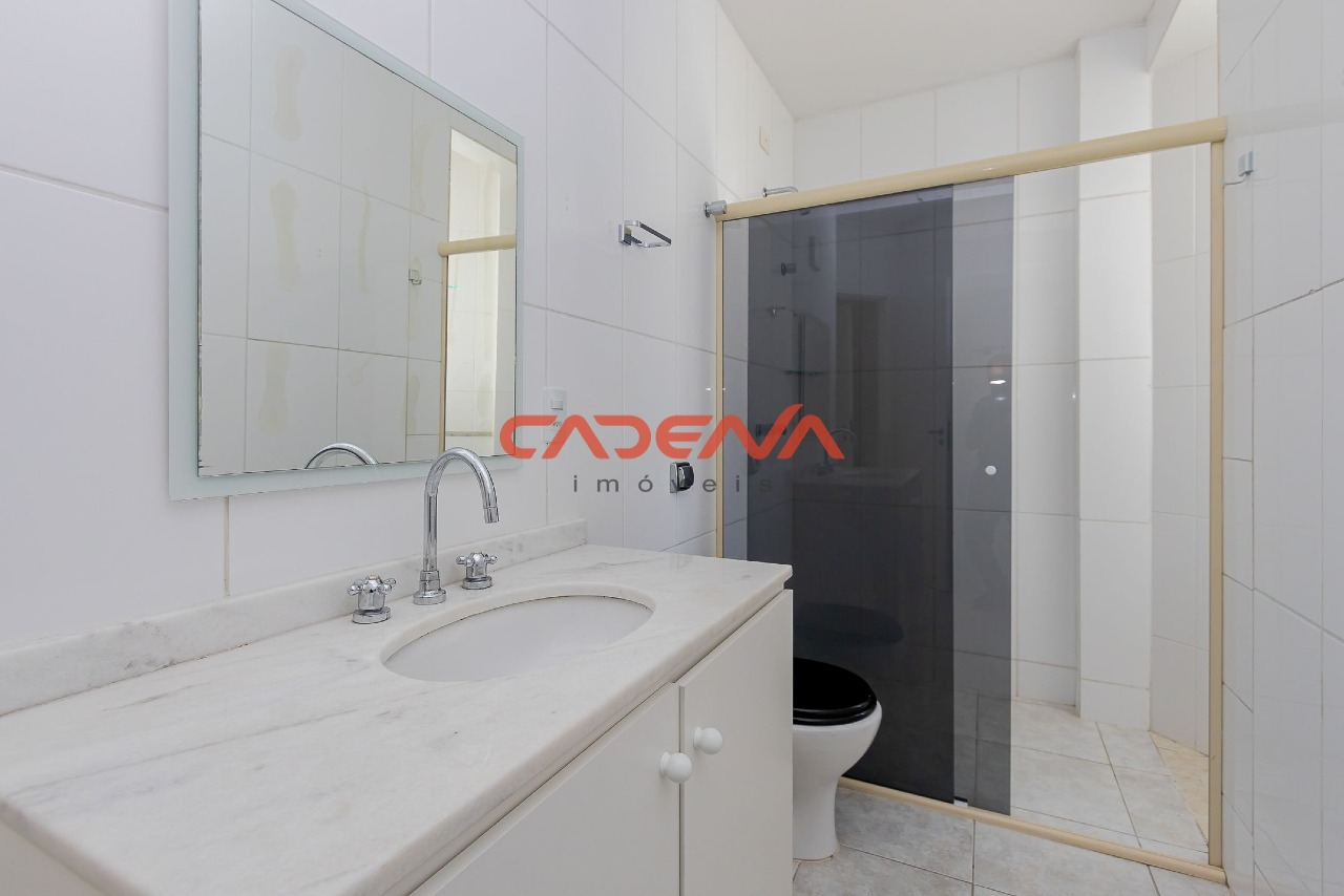 Casa em condomínio fechado para aluguel no Santo Inácio: 