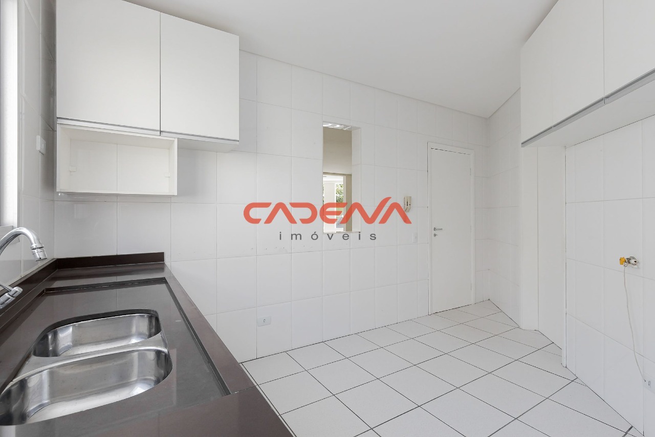 Casa em condomínio fechado para aluguel no Santo Inácio: 