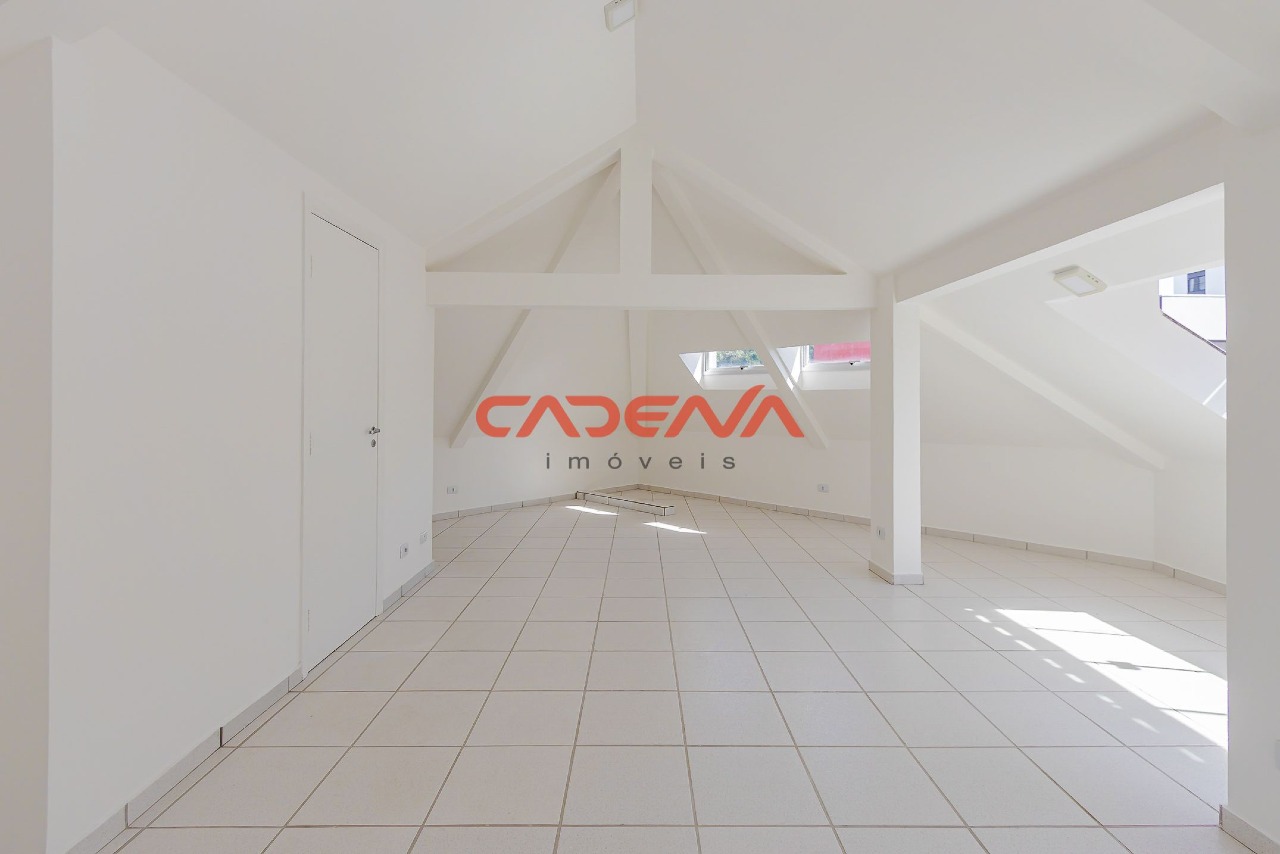 Casa em condomínio fechado para aluguel no Santo Inácio: 