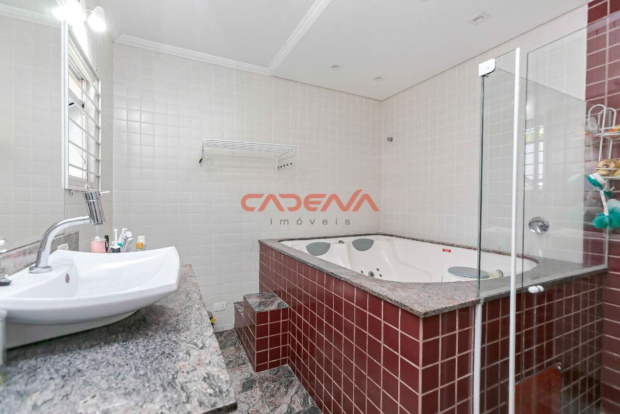Casa à venda no Tarumã: 