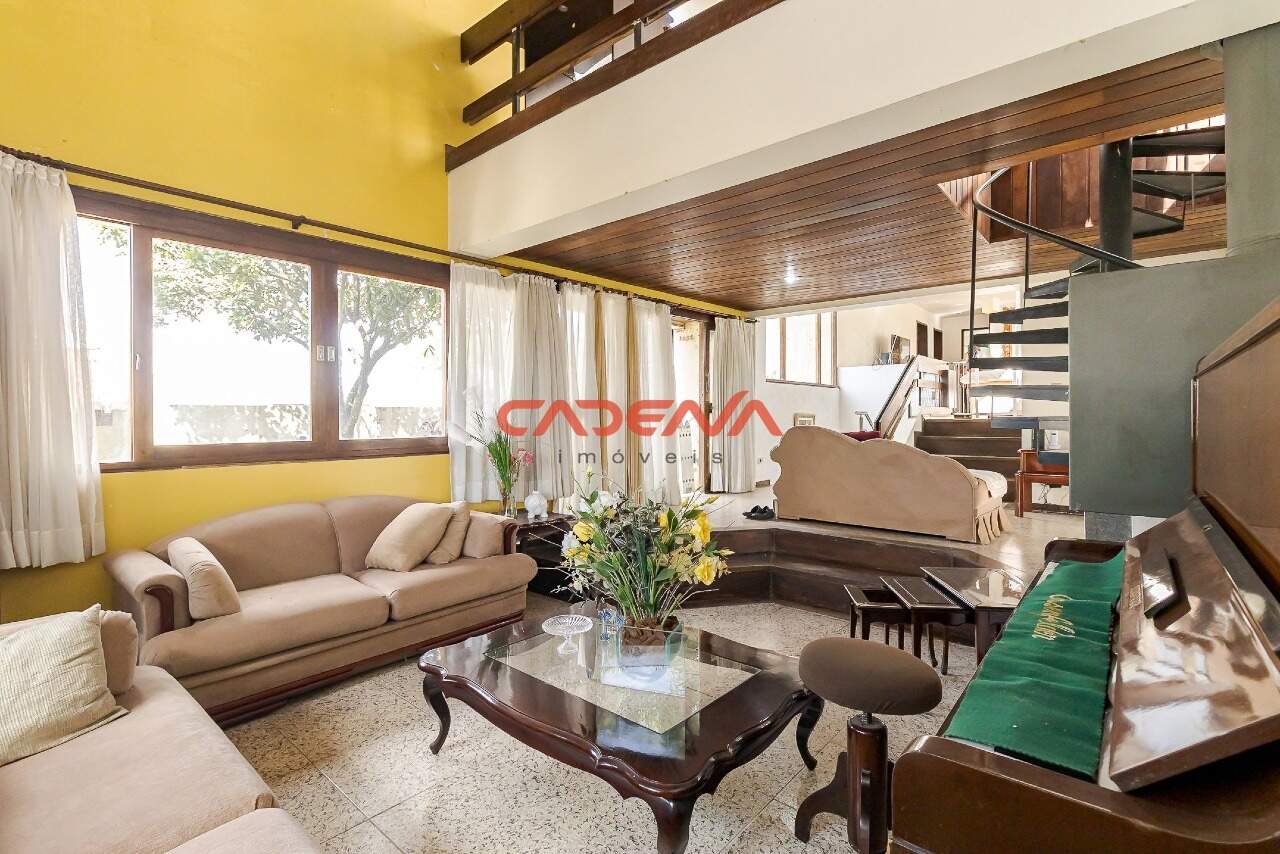 Casa à venda no Santo Inácio: 