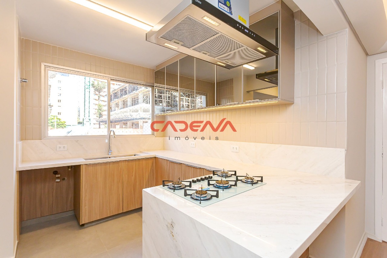 Apartamento à venda no Batel: 