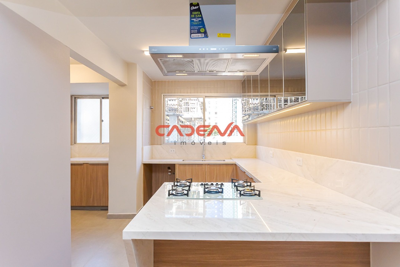 Apartamento à venda no Batel: 