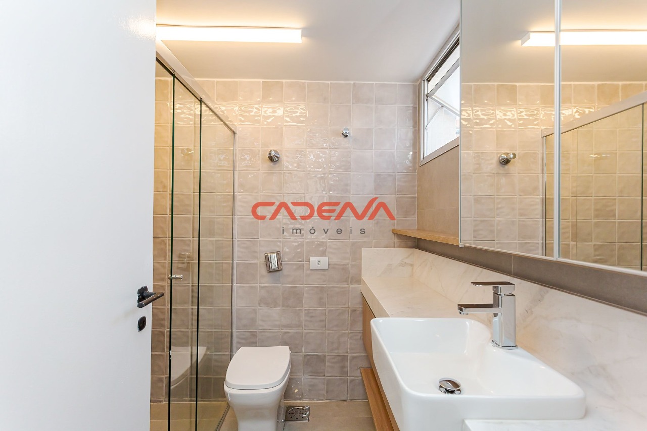 Apartamento à venda no Batel: 