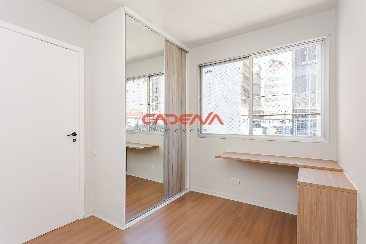 Apartamento à venda no Batel: 