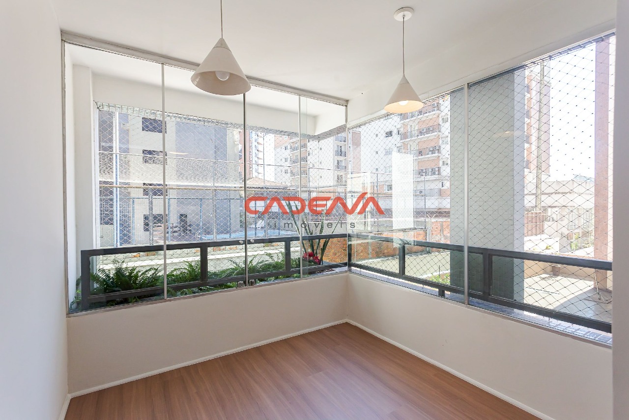 Apartamento à venda no Batel: 