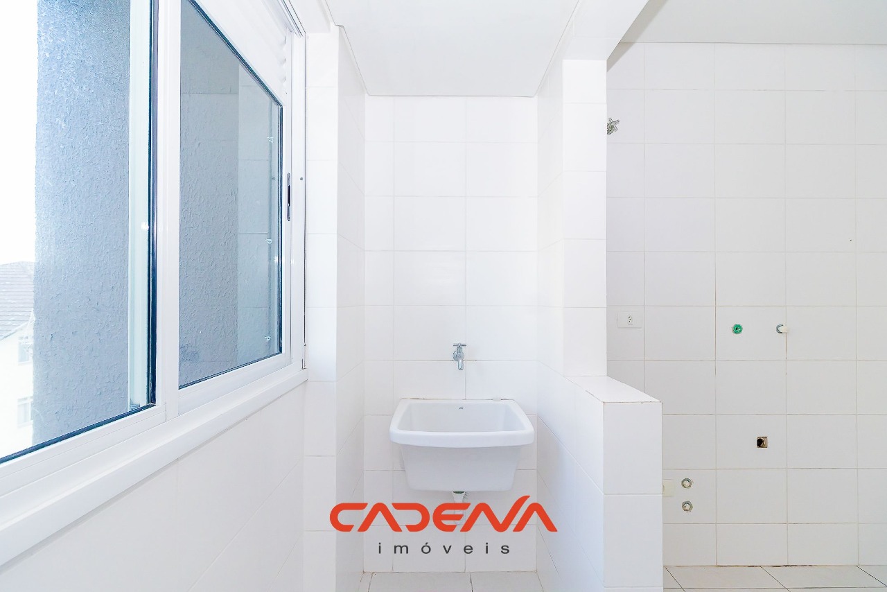 Apartamento para aluguel no Capão Raso: 